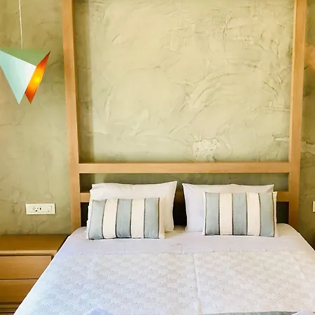 Thera Mare Hotel 4*