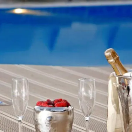 Hotel Thera Mare